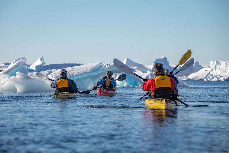 intrepid travel-peregrine adventures-antarctica 2020-21 kayakers 101